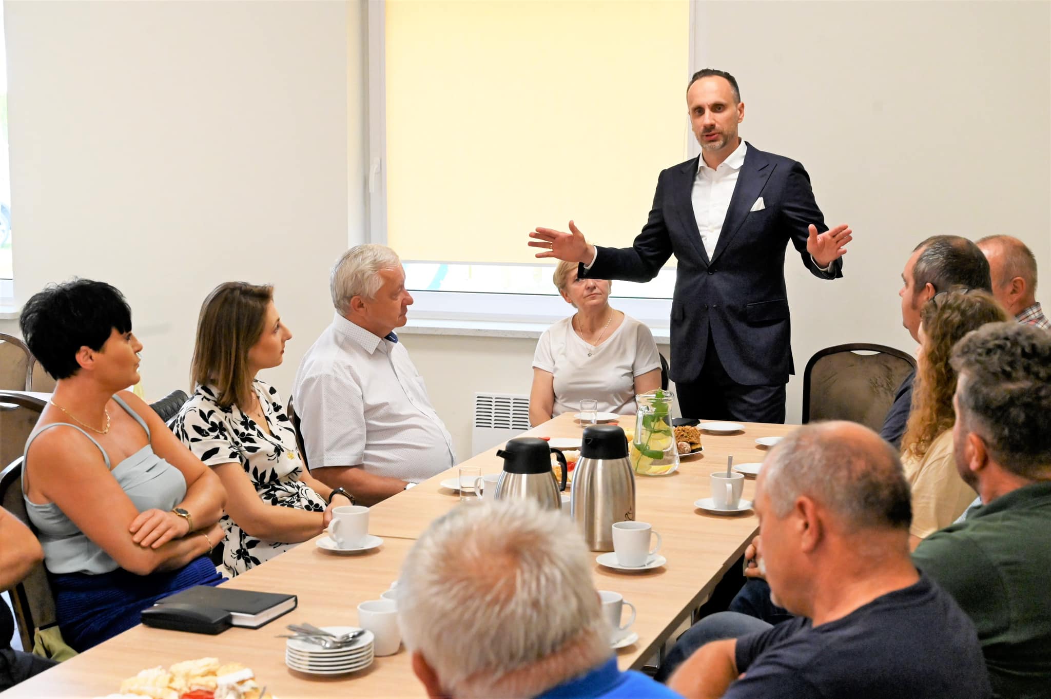 Zdjęcie do artykułu: Spotkanie wiceministra Janusza Kowalskiego z mieszkańcami wsi Bukowie