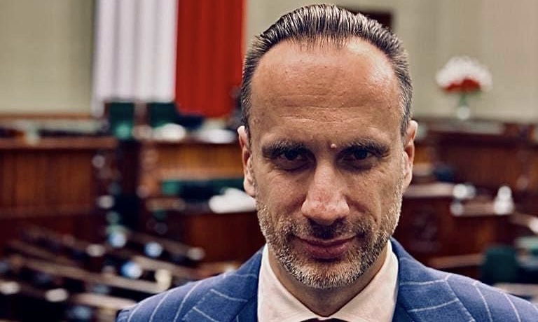 Zdjęcie do artykułu: Fatalne wyniki Orlenu. Państwo stanęło