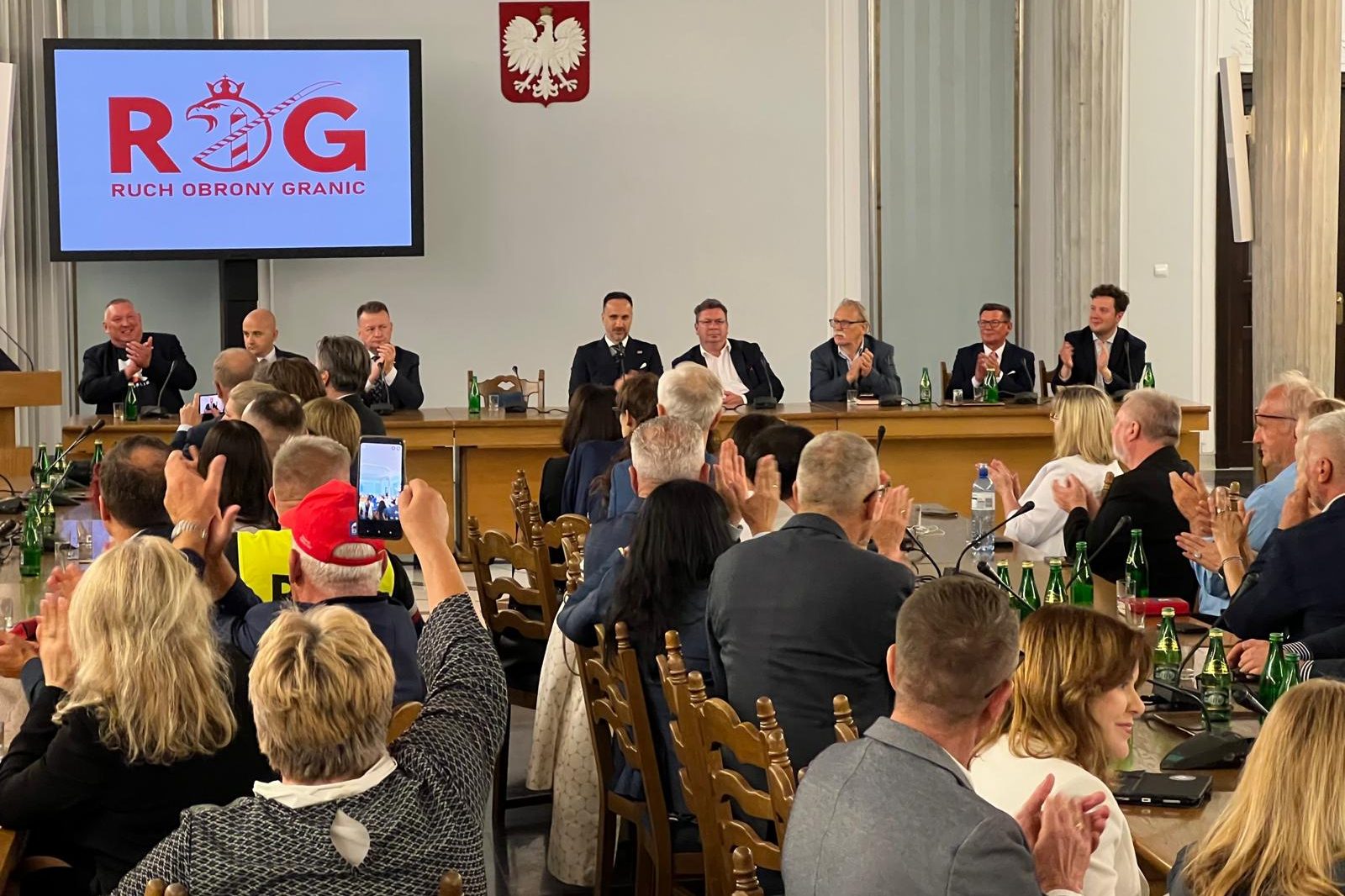 Historyczne posiedzenie Parlamentarnego Zespołu Ruchu Obrony Granic!