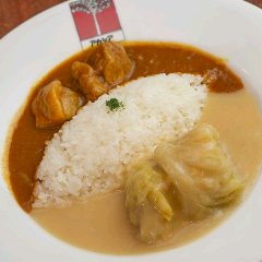 ロールキャベツシチューと、カレーのハーフ&ハーフ