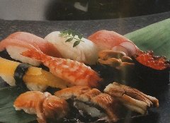 毎朝市場から直送で仕入れる新鮮ネタ