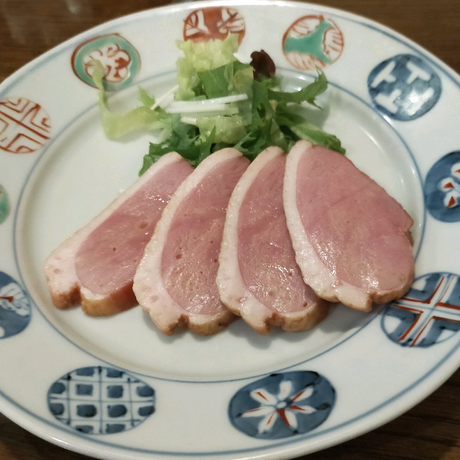 Sample appetizers: Duck and a simple salad appetizer