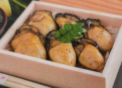 牡蠣6個入り。