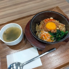 Bibimbap with vegetables