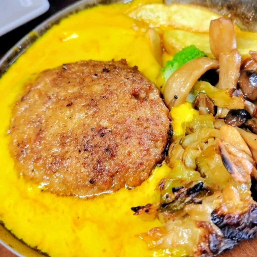 마쓰자카규 & 스즈카산 사쿠라포크(松阪牛&鈴鹿産さくらポーク)