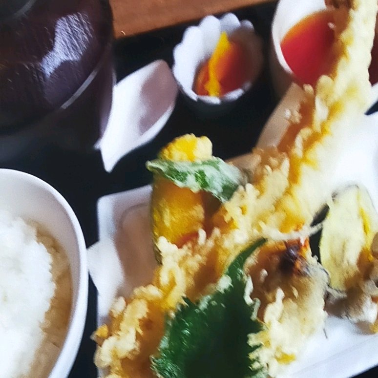 牡蠣と穴子の天ぷら定食