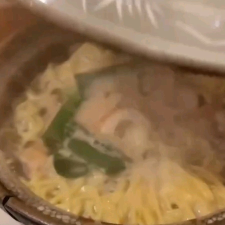 鍋焼きラーメン