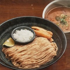 鶏魚介ベースのつけ麺