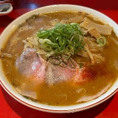 熟成クサ旨豚骨ベースの味噌ラーメン