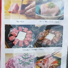 2通りのすき焼きの食べ方を食べられるコース。