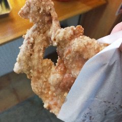 熱々で大きい。お手頃価格