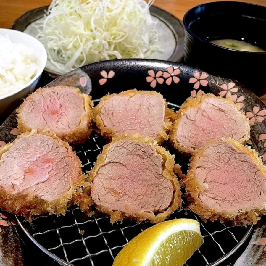 특상 히레카츠 정식(特上ヒレカツ定食)