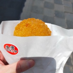 Crispy and sweet croquettes