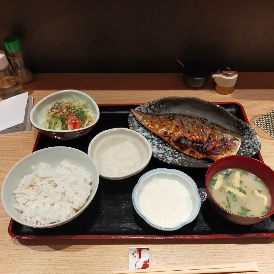 金華さばの焼魚定食
 (Kinka sabano yaki sakana teishoku)