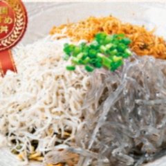 シラスの三種類の食べ方を楽しめるシラス丼