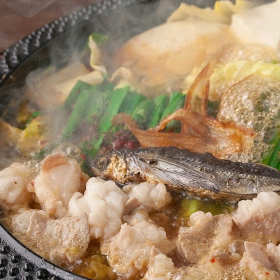 黑内脏锅(黒もつ鍋)