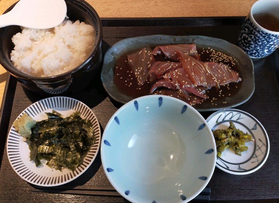 ブリづけ茶漬け (Buridzuke chazuke)