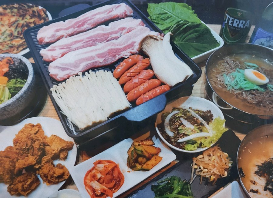 サムギョプサル食べ放題 (Samgyeopsal tabehoudai)