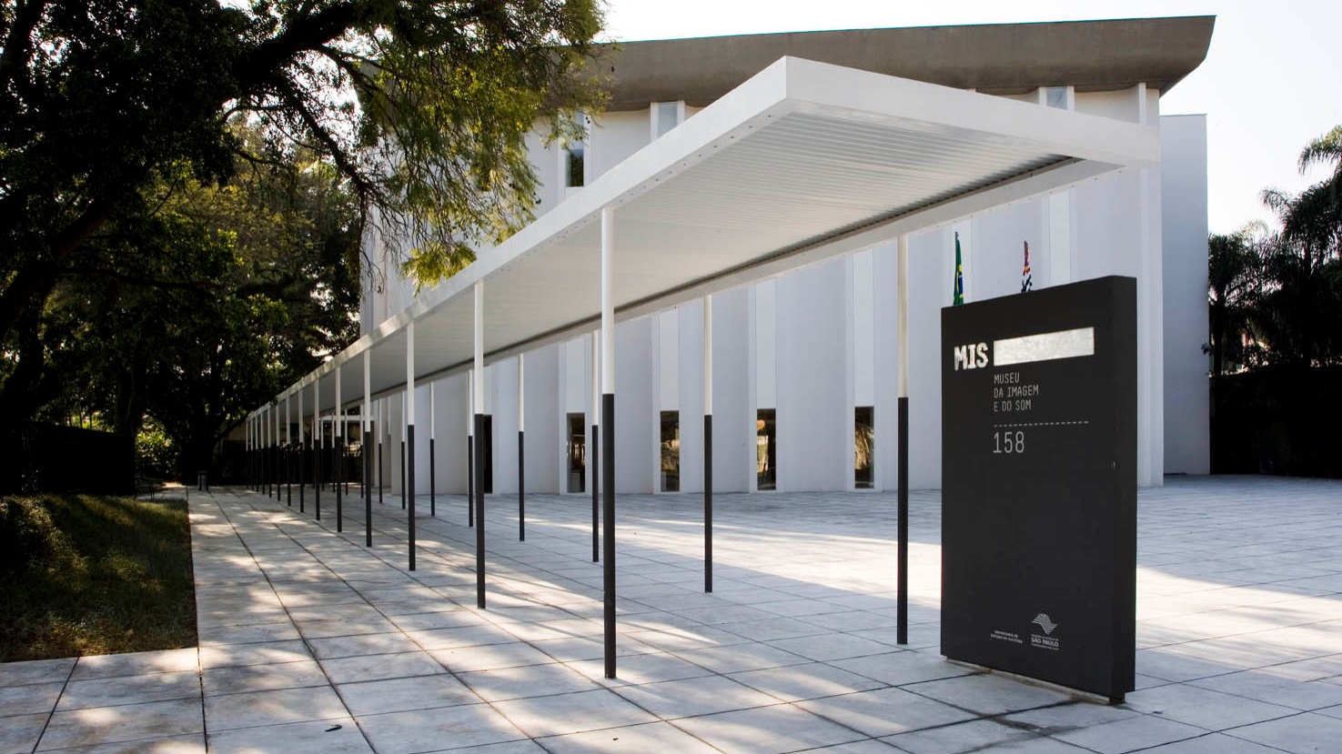 Fachada do Museu da Imagem e do Som (MIS)