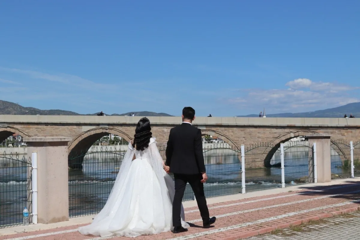 Yargıtay'dan emsal karar! Horlayan eş hem boşandı hem tazminata mahkûm oldu