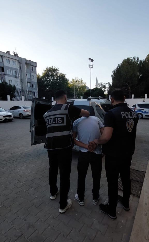 Orhangazi'de pazar hırsızına polis kıskacı! 3 olayın şüphelisi tutuklandı 