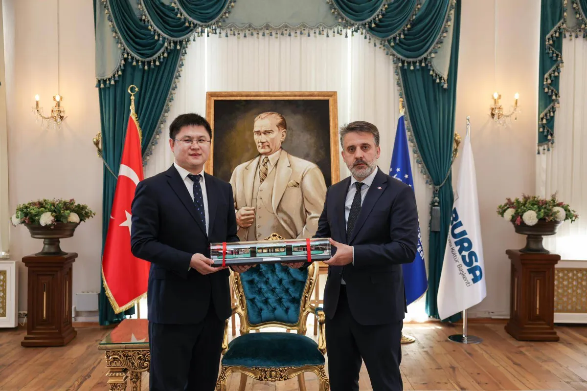 Büyükşehir’den BursaRay’a 20 yeni araçlık dev yatırım
