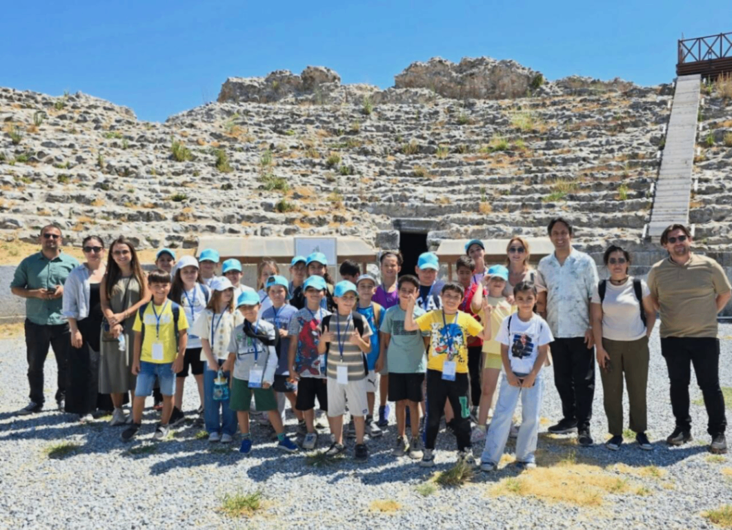 Nilüfer'de çocuklar yaz tatilini sanat, doğa ve tarihle geçiriyor
