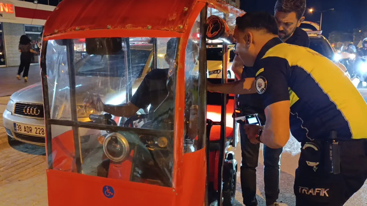 Bursa'da polis yarım saat ikna etmeye çalıştı! Üflemeyince 192 bin 800 TL ceza yedi