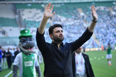 Enes Çelik’ten Bursaspor taraftarına mesaj! “Kesinlikle yapmalıyız”