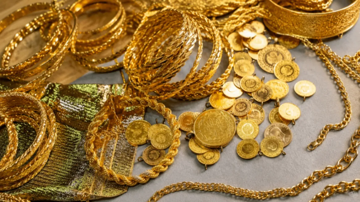 Gram altın yeniden atağa kalktı: 6 bin 950 TL seviyesine çıktı