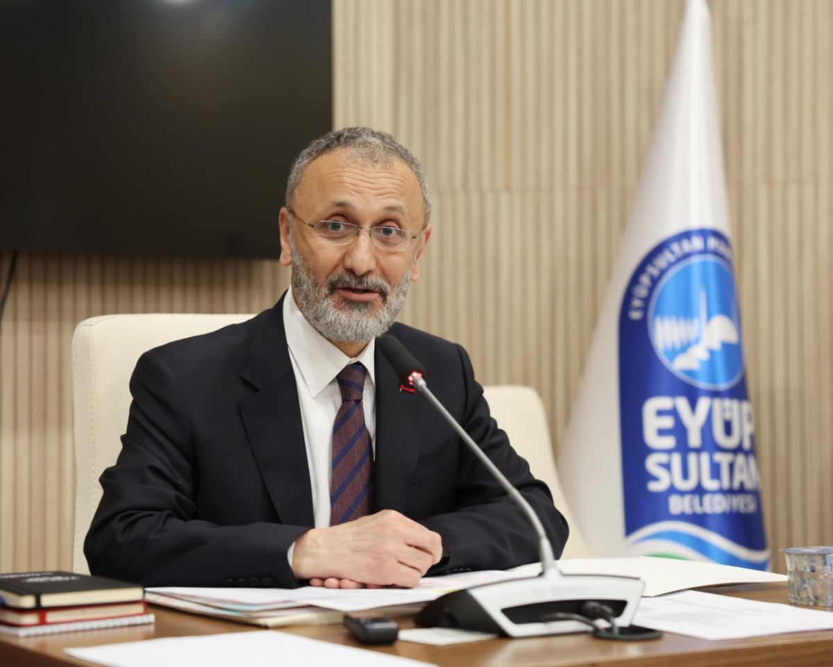 Eyüpsultan Belediyesi’nde operasyon! Başkan Özmen dahil 28 gözaltı