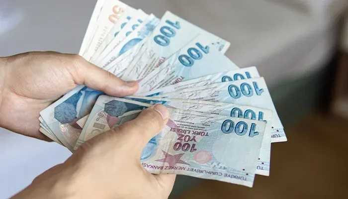 Emekli zam farklarının hesaplara yatacağı tarih açıklandı