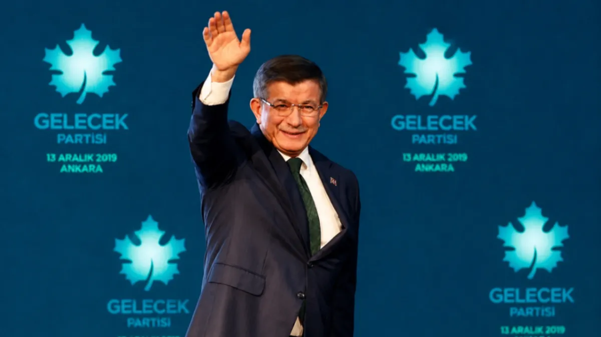 Gelecek Partisi resmen feshedildi