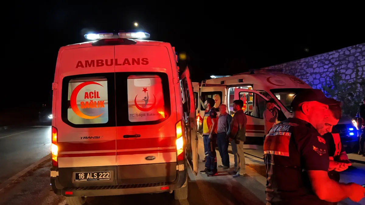 Bursa'da Feci Kaza: 2 Ölü, 5 Yaralı