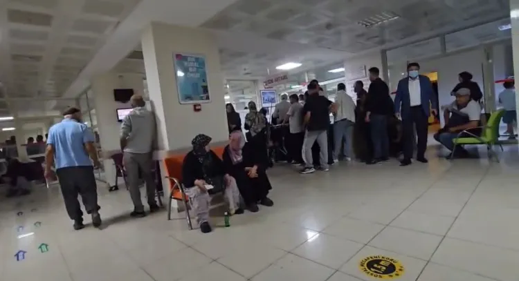 Bursa’da sünnet düğünü sonrası toplu zehirlenme şüphesi: 100’den fazla kişi hastaneye başvurdu