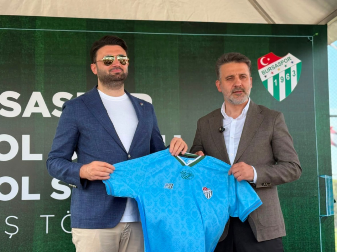 Bursaspor'un geleceği için kapılar açıldı!