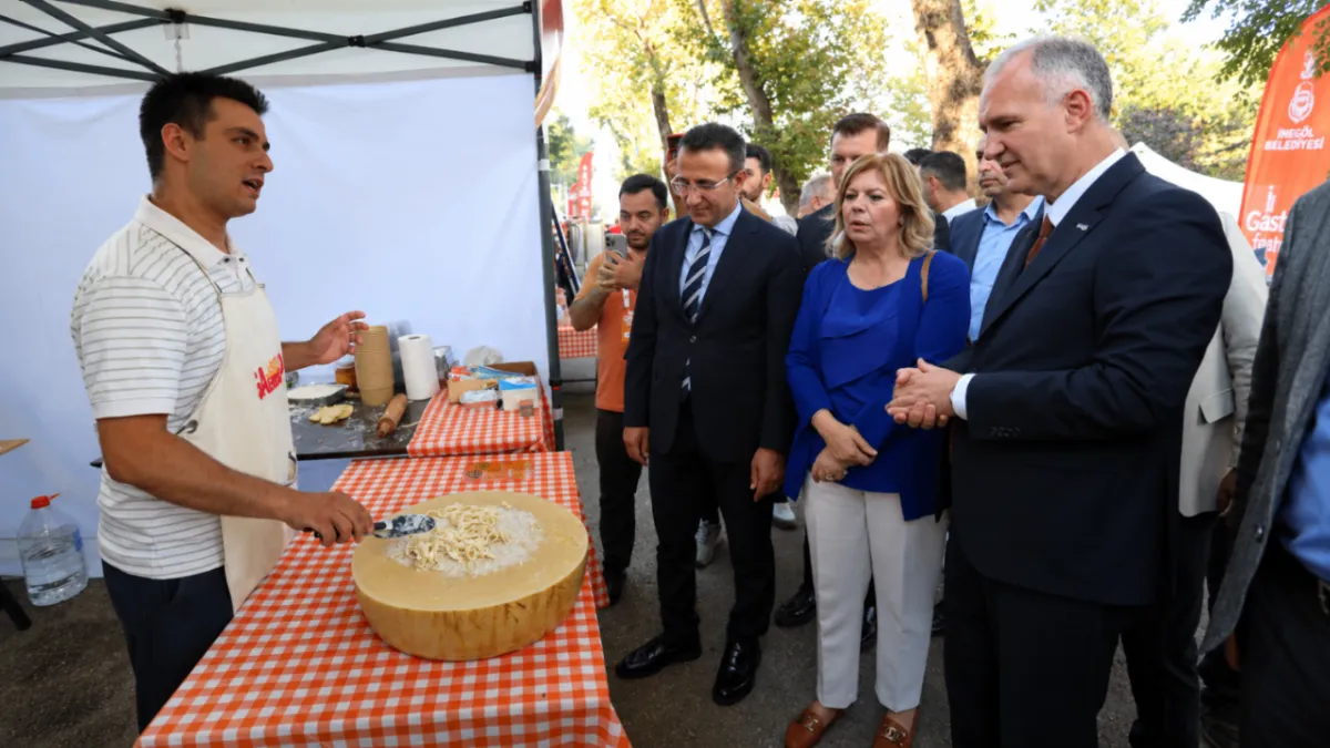 İnegöl’de lezzet şöleni başladı: 200’ü aşkın yöresel tat vitrine çıktı