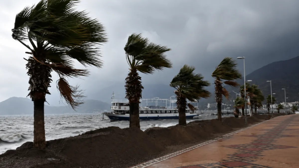 Bursa Valiliği'nden kuvvetli rüzgar uyarısı