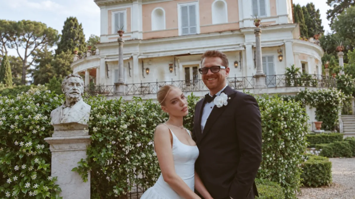 Burak Yörük ve Tuana Yılmaz’dan İtalya’da evlilik sürprizi
