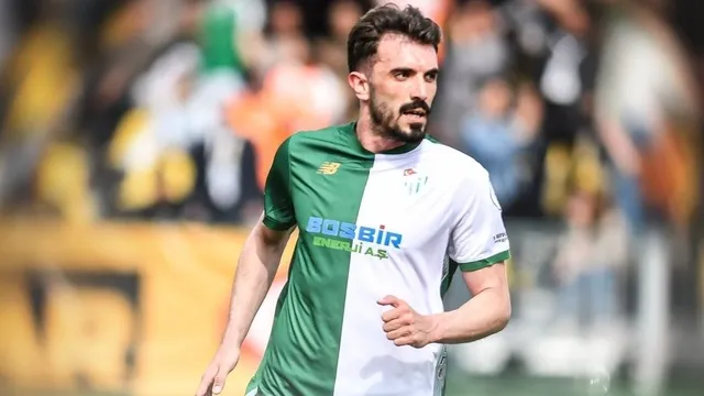 Bursaspor, Hakkı Türker ile yollarını ayırdı