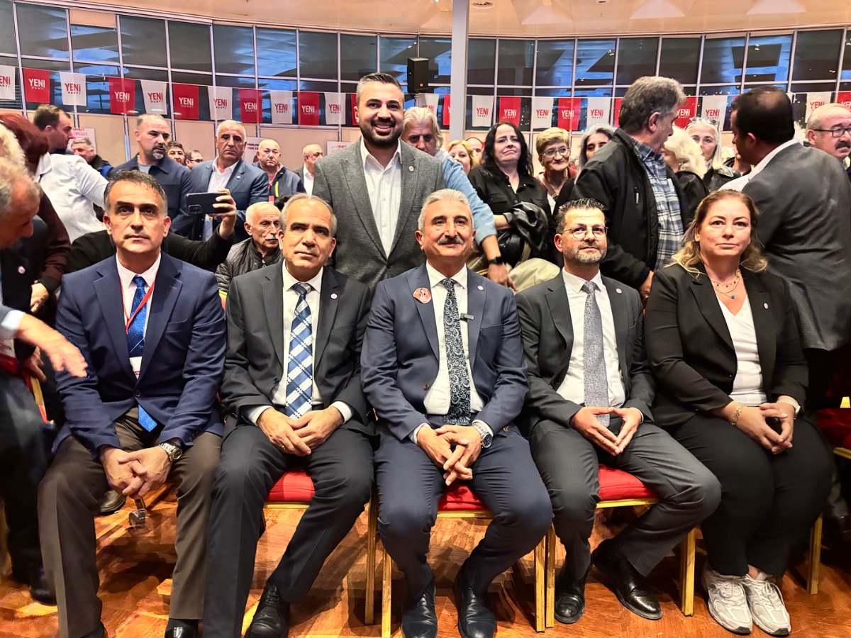Yeni Parti Bursa’da Nihat Yeşiltaş güven tazeledi!