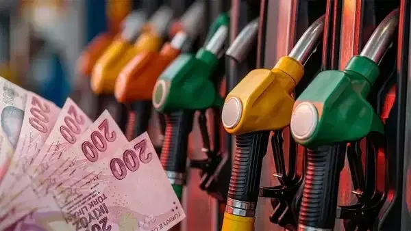 Benzine yeni zam geliyor! Beklenen artış için tarih belli oldu