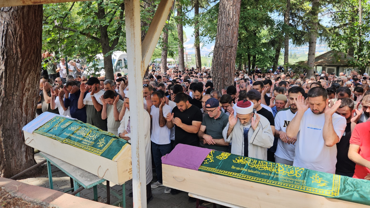 Yalova'daki feci kazanın ardından yürek burkan veda