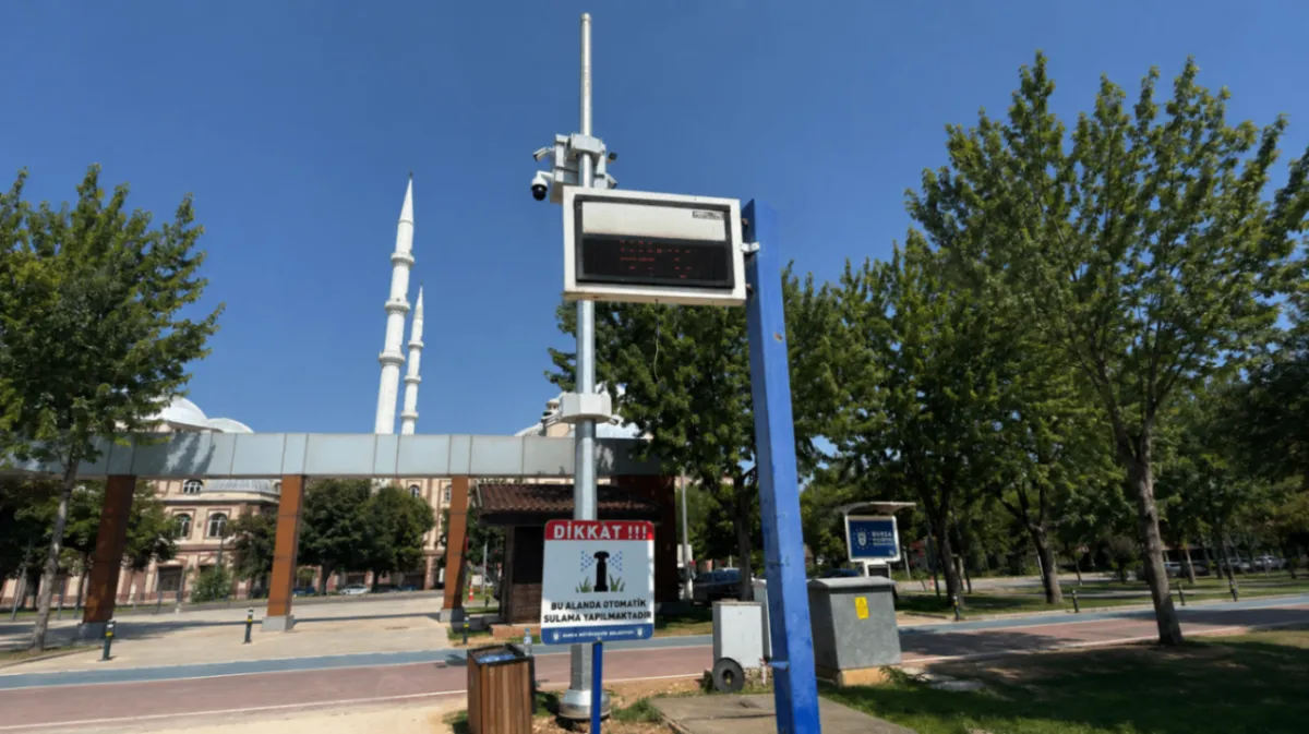 Bursa sıcaktan kavruldu: Termometreler 44 dereceyi gösterdi