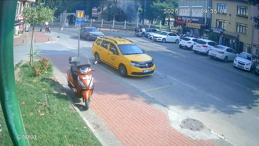 Bursa’nın turistik bölgesinde araç yangını paniği