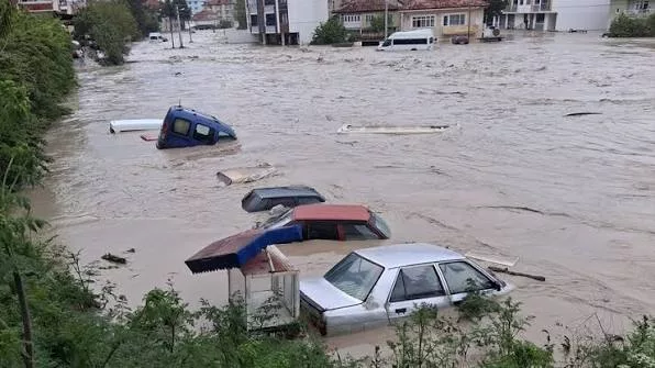 İstanbul'da sel sonrası yeni tehlike! Vali Davut Gül açıkladı...