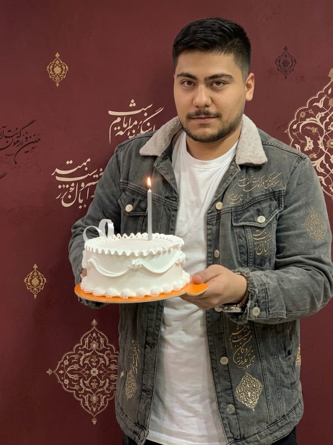 امیرحسین احمدی شریف
