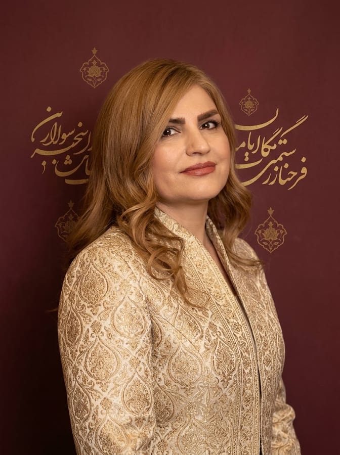 فرحناز رستمی کلاش