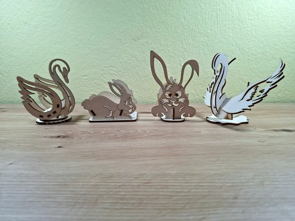 Leseno velikonočno stojalo za eno velikonočno jajce