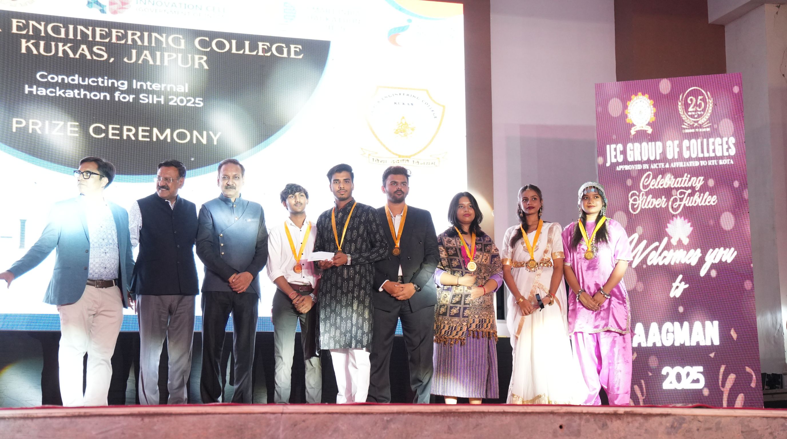 Modern hostel rooms and vibrant student cafeteria at Jaipur Engineering College JEC Kukas.